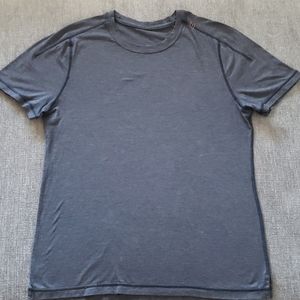 Lululemon T-shirt